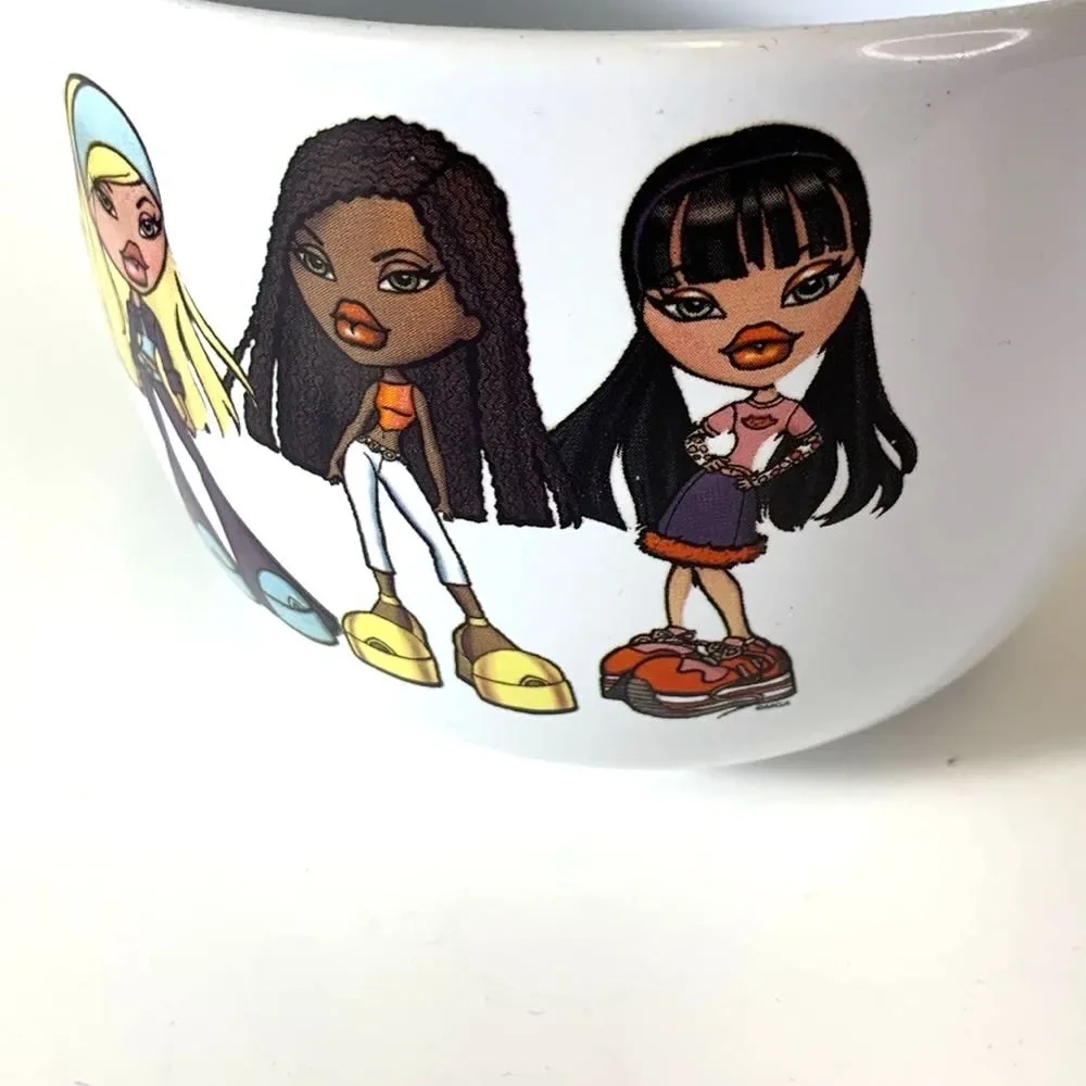 Bratz Characters White 20 Oz. Ceramic Ramen Bowl Chopsticks By Silver Buffalo